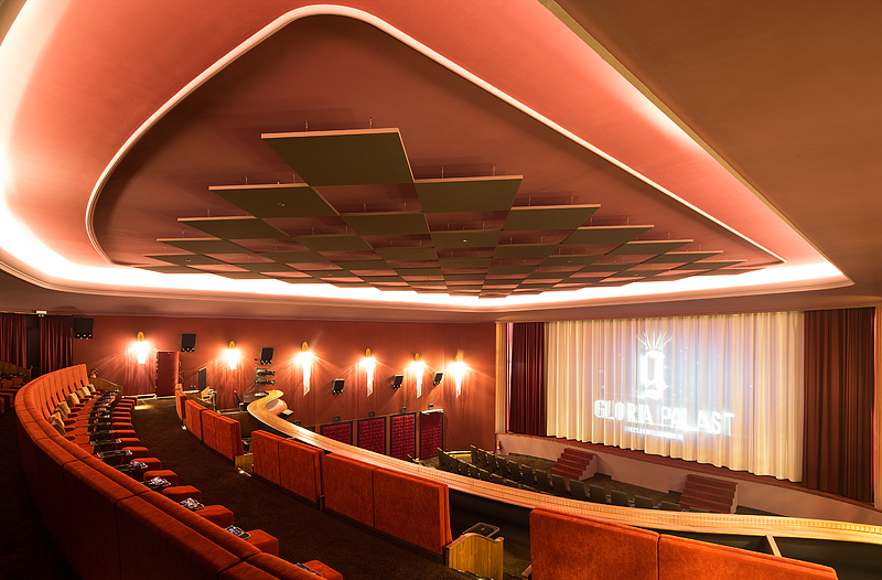 Gloria- Palast digitale Bestellung am Platz